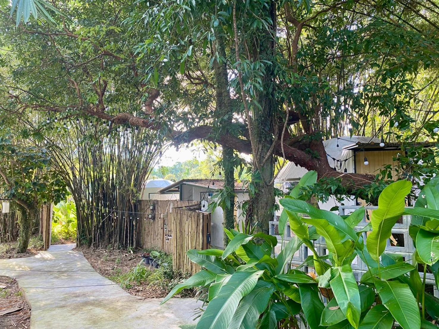 Baan Nai Baan Nok Resort Nakhon Nayok Extérieur photo